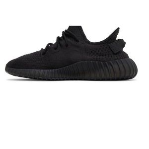 Brand new GOAT Verified Unisex Yeezy Boost 350 V2, in box, never worn!